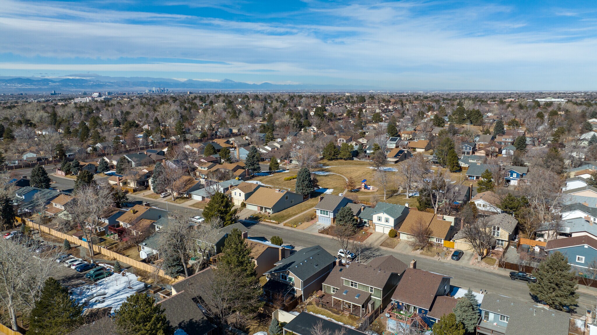 Overview of the Dam East/West neighborhood.
