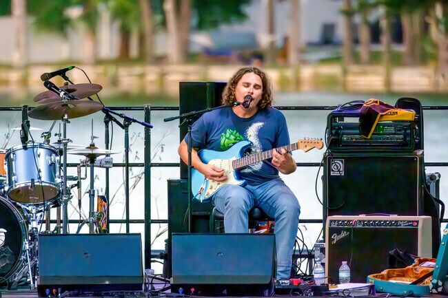 A singer performs for the crowd at Casselberry's Craft Beer and Blues Festival.