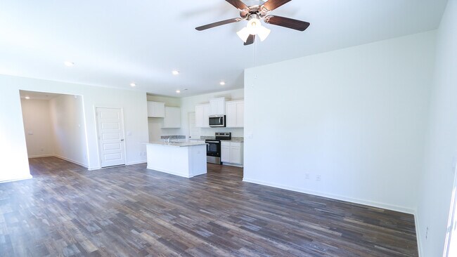 2302 Surry SW, Cullman, AL 35055 - photo 3