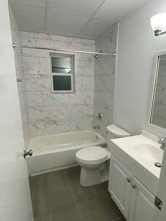 291 Prairie Dr Unit 1, Louisville, KY 40229