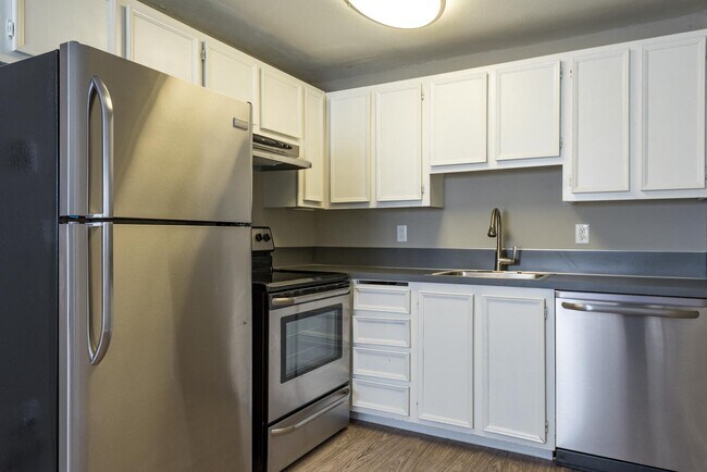 Connery Place Apartments | Portland, OR