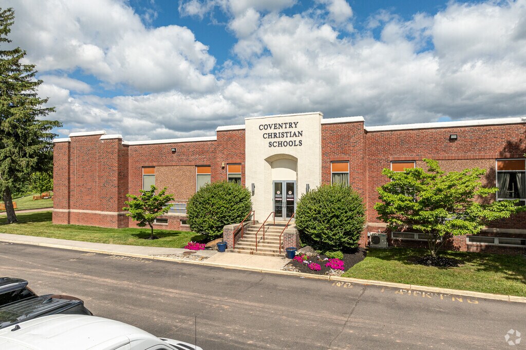 Coventry Christian School is a highly rated, private, Christian school located in Pottstown, PA.
