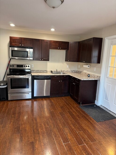 4 Library St unit 4 Library St, Allenstown, NH 03275 - photo 1