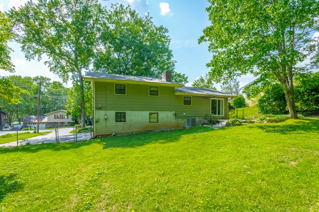 218 Townsend Cir, Ringgold, GA 30736 - photo 3