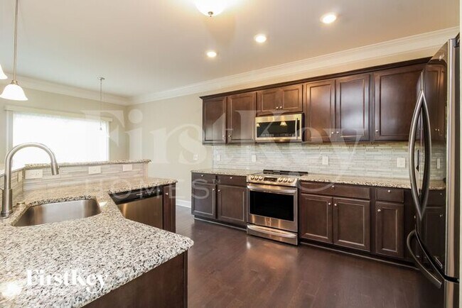 2207 Talon Dr, Mc Leansville, NC 27301 - photo 7