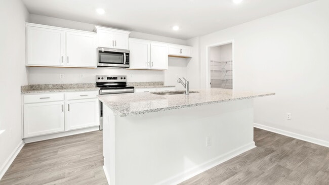 105 Greenbrier Way unit 38607987, Stoneville, NC 27048 - photo 6