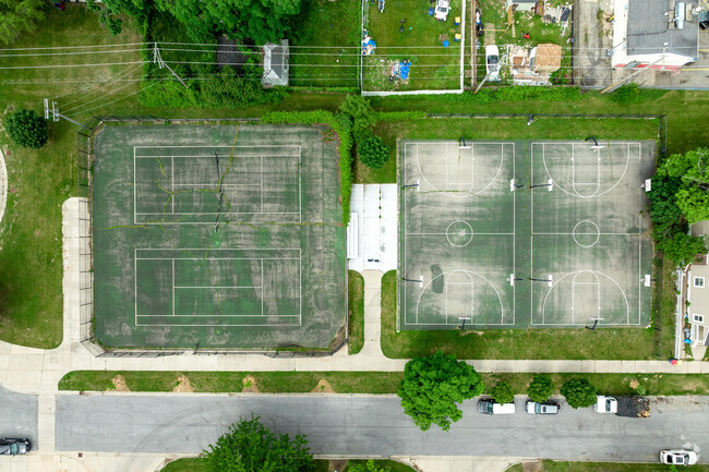 The Gerald R. Ford Academic Center has tennis courts for students.