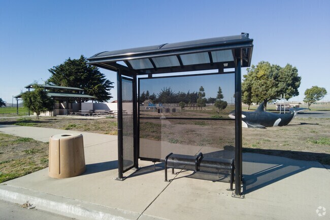 Public transposition is available in Guadalupe.