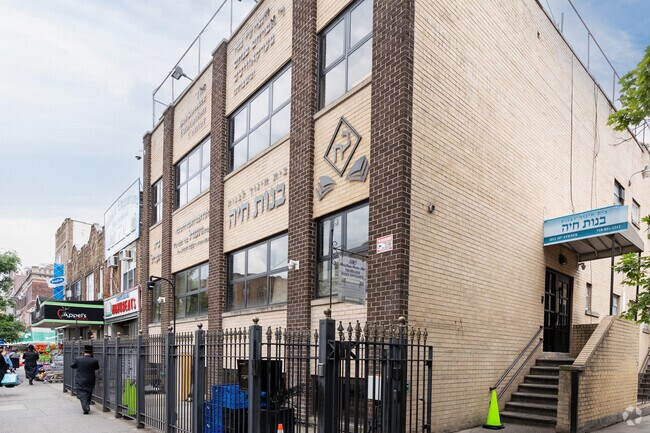 Foster as a community at Congregation Bnos Chaya in Borough Park, New York.