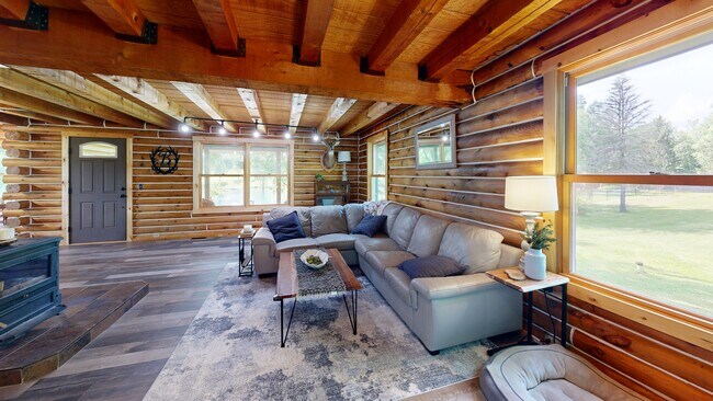 8426 Jericho Rd, Weedsport, NY 13166 - photo 2