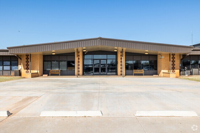 Altus Intermediate School is highly rated public school in Altus, Oklahoma.