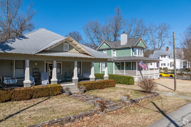 In the lively and picturesque downtown Jefferson, one can discover an enchanting tapestry of 20th-century home styles, ranging from stately Craftsman bungalows to elegant Colonial revivals, each reflecting the unique architectural characteristics and cultural stories of their respective eras.