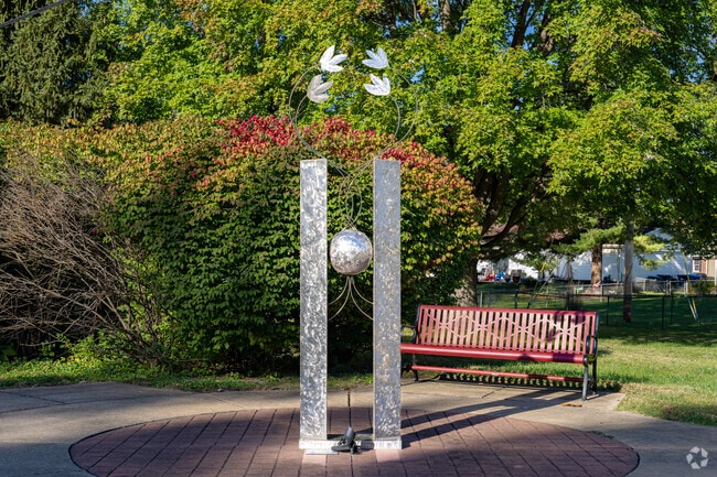 There is beautiful art on display in Maryland Heights.