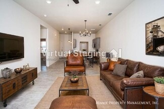 1104 N 7th St, Wolfforth, TX 79382