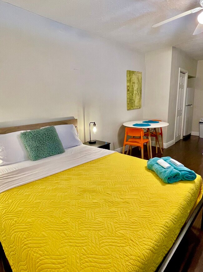 854 SW 11th Ct unit A, Fort Lauderdale, FL 33315 - photo 4