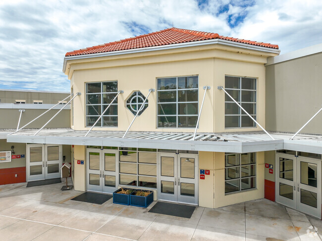 Conway Elementary's Main Office Is Located On Lake Margaret Drive In Orlando.