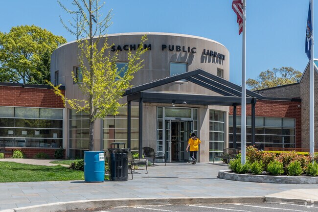 Enjoy the fantastic facilities of the Sachem Public Library in Holbrook.