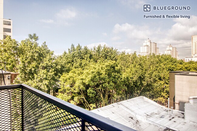 82 4th Ave unit FL6-ID1880, Brooklyn, NY 11217 - photo 5