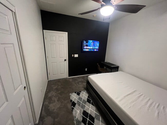 17372 W Navajo St, Goodyear, AZ 85338 - photo 4