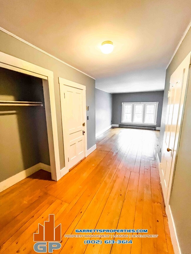 24 Steeple Place unit 4, Saint Johnsbury, VT 05819 - photo 6