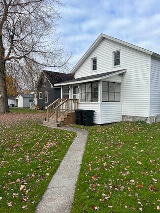 420 William St, Dexter, NY 13634