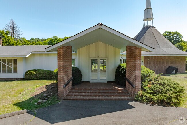 Music on the Hill is located at 531 Danbury Road in Wilton, CT.