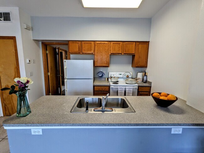 223 Cornell Dr SE unit B, Albuquerque, NM 87106 - photo 6