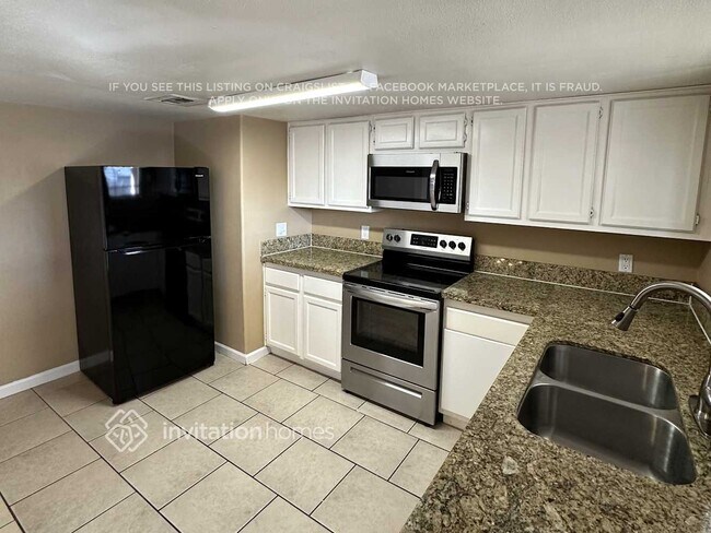 3433 W Paradise Dr, Phoenix, AZ 85029 - photo 6