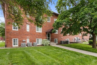 104 Grandview Ct Unit 114, Iowa City, IA 52246