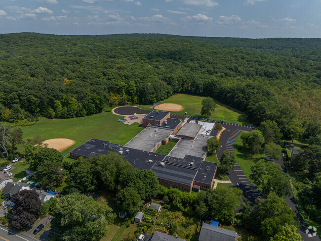 Arthur Stanlick Elementary School serves students of Jefferson.