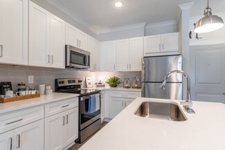 8456 Golden Hawk Dr, Millington, TN 38053