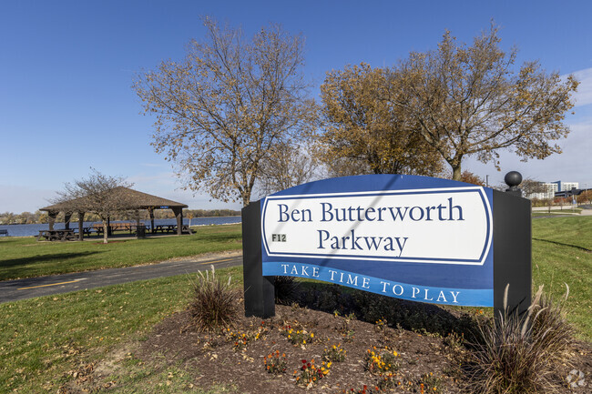 East End residents walk, bike, and unwind along the river at Ben Butterworth Parkway.