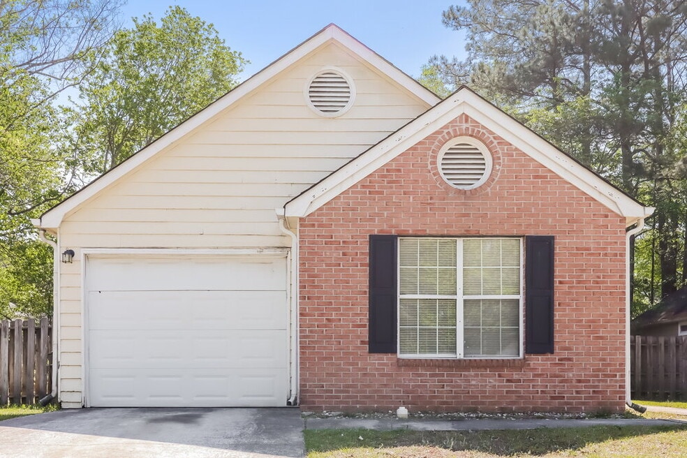 1486 Fall Creek Trace N, Douglasville, GA 30134 - photo 1