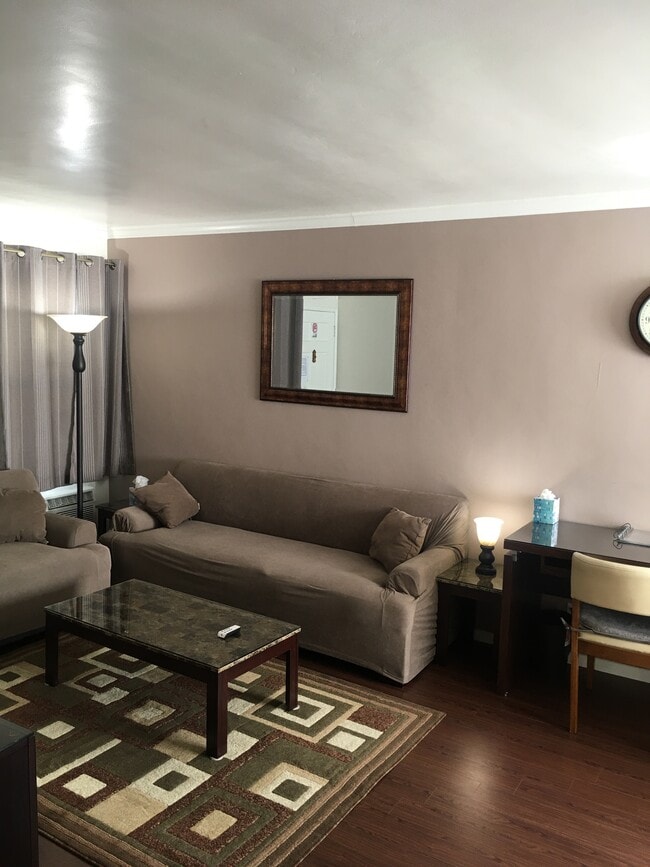 1423 Barrington Way unit A, Glendale, CA 91206 - photo 4