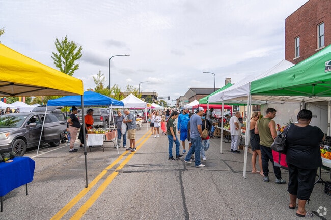 Neighbors Who Care is perfectly located for a quick trip to a bustling farmers market.