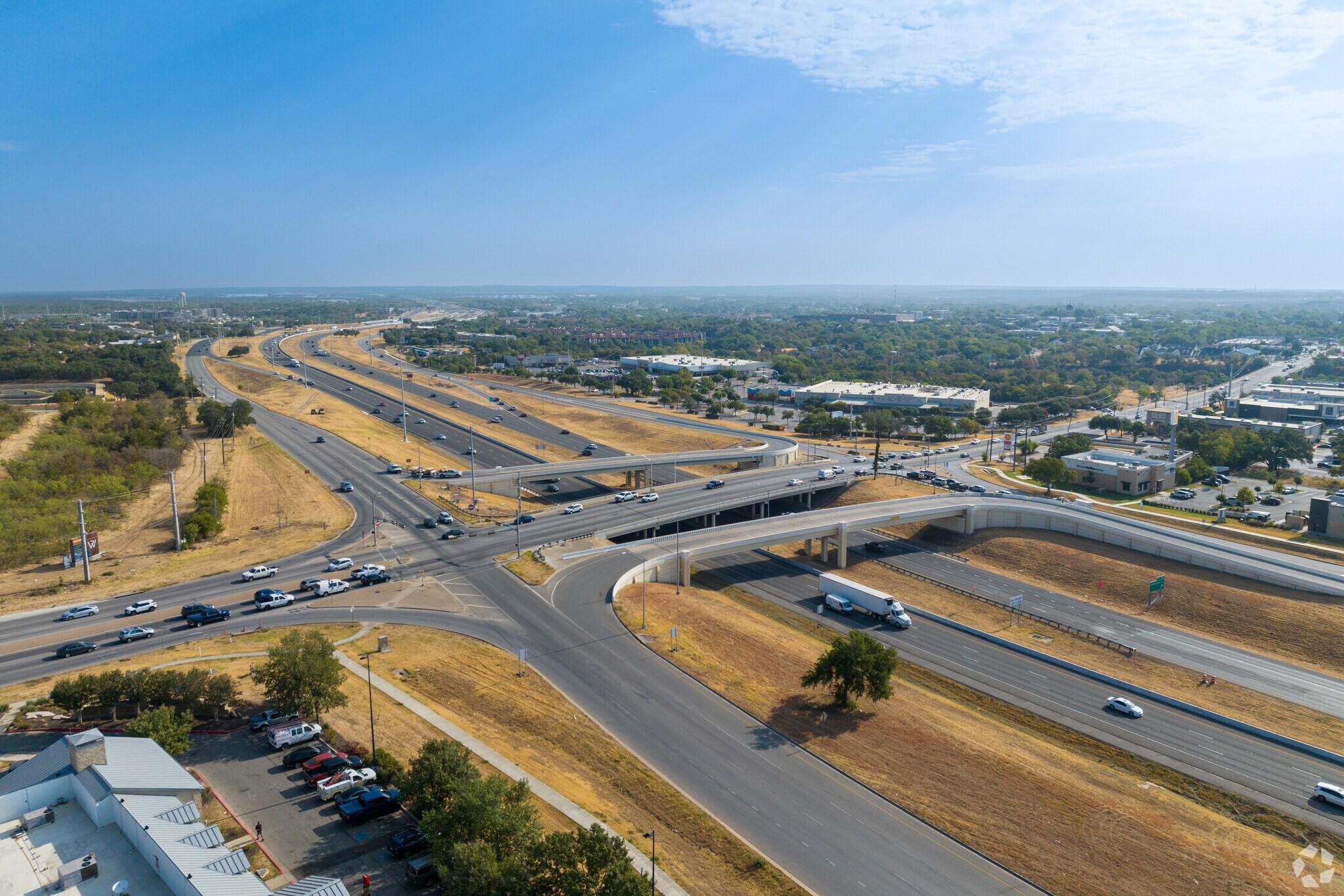Oaks at San Gabriel is just off State Highway 29, leading to US-183 or Interstate 35.
