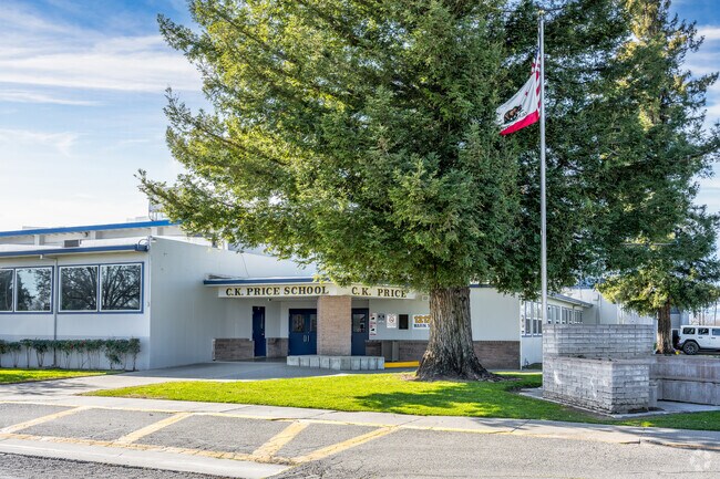 Your kids will enjoy learning in the inspiring atmosphere of CK Price Middle School.