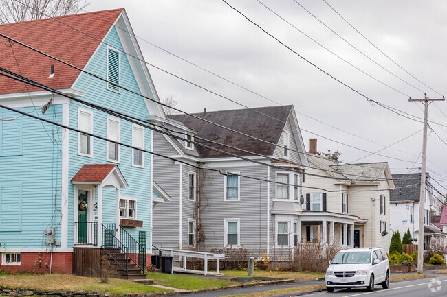 Orange has a variety of house styles.