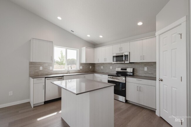 2867 E Valley Wind St, Kuna, ID 83634 - photo 5