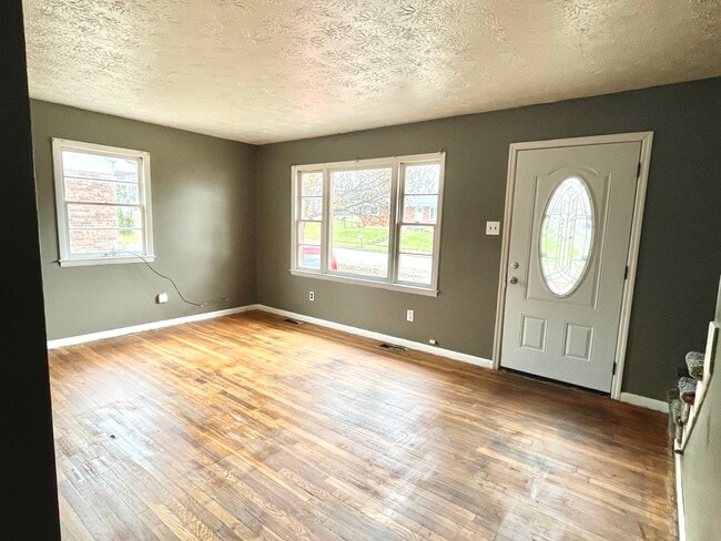 345 Peachtree Rd, Lexington, KY 40509 - photo 5