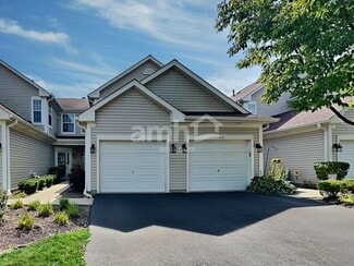 104 Polaris Dr, Lake in the Hills, IL 60156