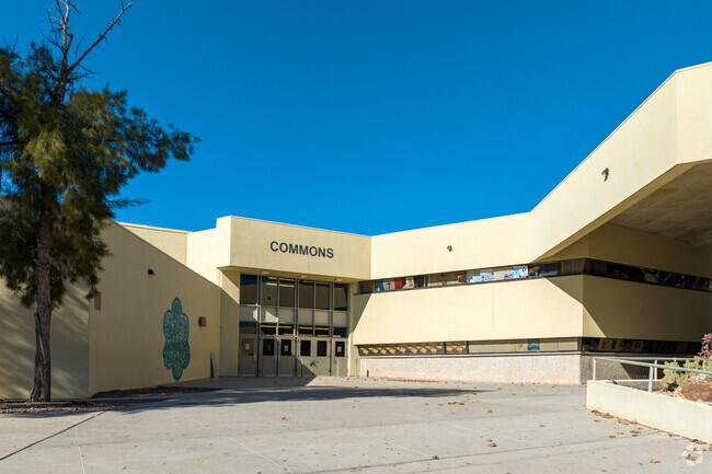 Cholla combines a comprehensive curriculum with an emphasis in communication arts and technology
