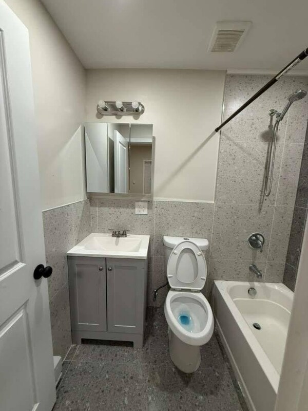 356 S 6th St, Newark, NJ 07103 - photo 1