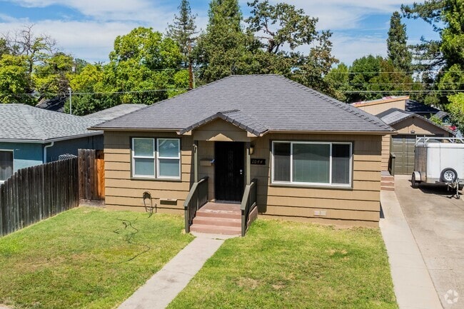 Single-family homes are common in Greenhills Estates.