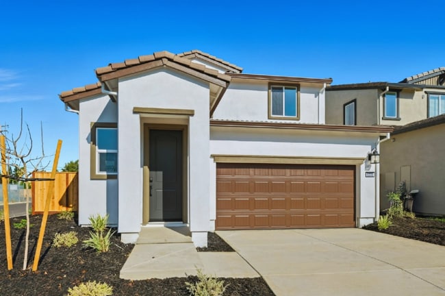 5205 Senesta Cir, Sacramento, CA 95824 - photo 2