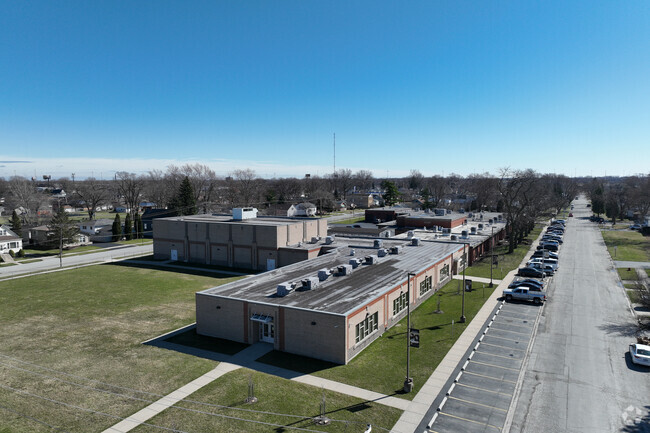 Posen Intermediate School has a C minus rating on Niche.