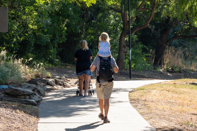 There are walking trails available around Downtown Wichita Falls for families.