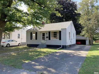 790 Arnold St, Galesburg, IL 61401