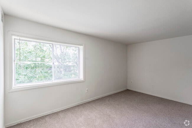 Heritage Square Apartments, New Carrollton, MD 20784 - photo 6