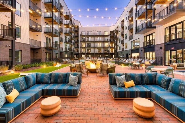 The Galaxy at Polaris, Columbus, OH 43240 - photo 2